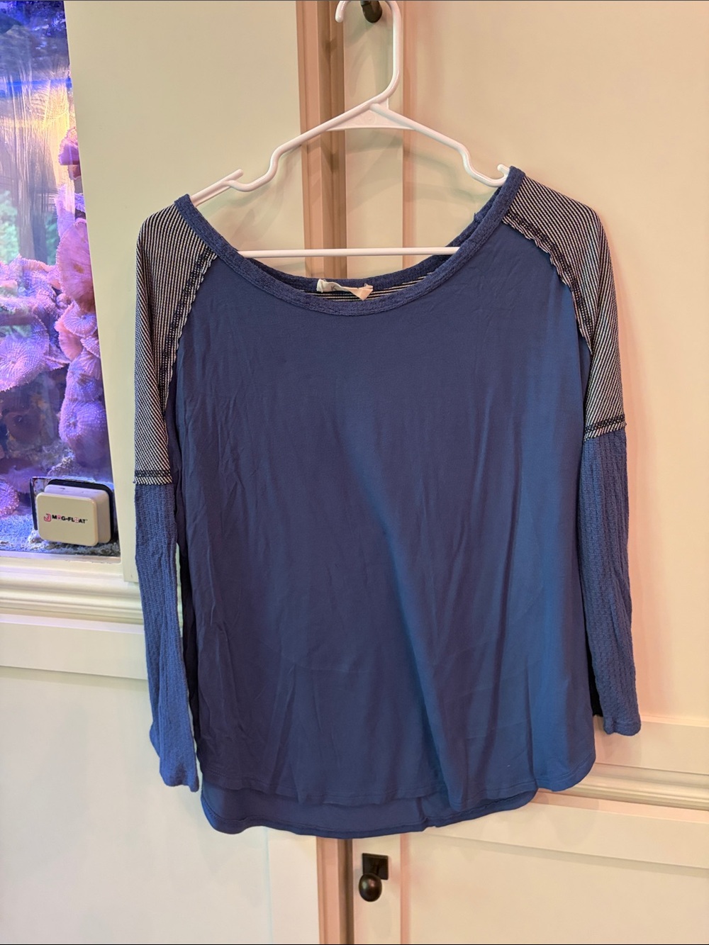 Relaxed Blue Long-Sleeve Raglan Tee